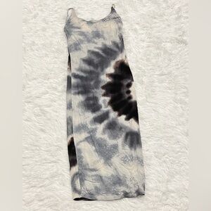 Fashion Nova Backless Tie-Dye maxi dress in Black, Gray, Cream